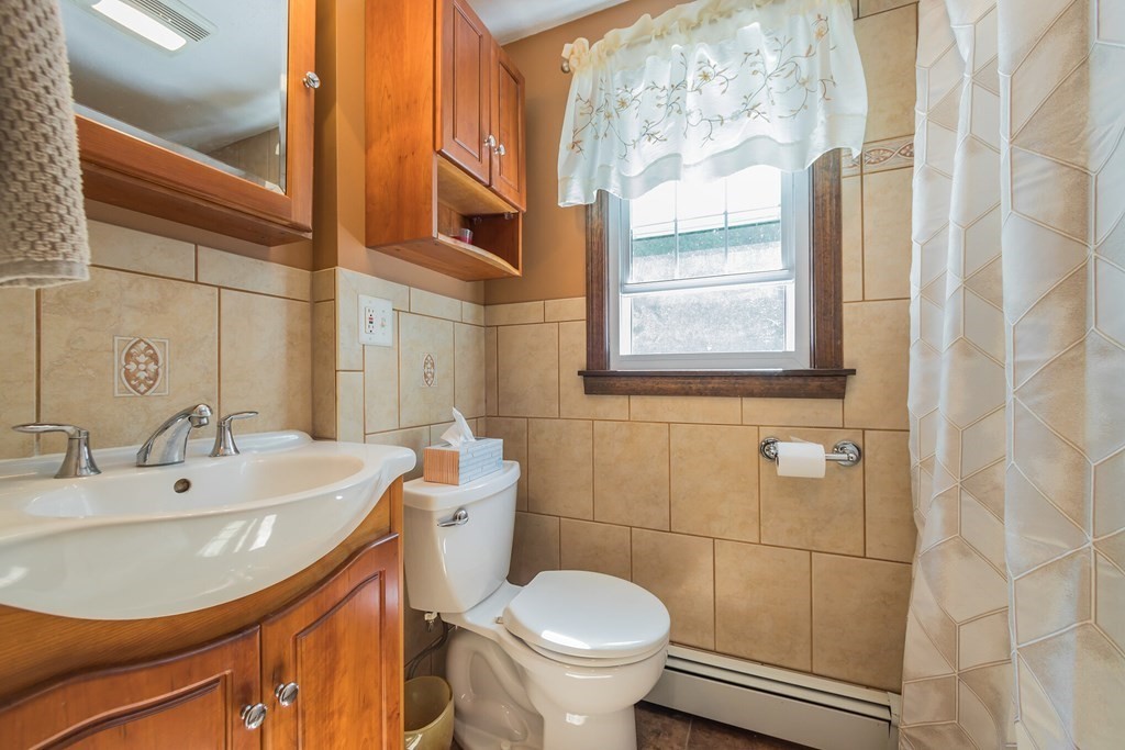 54 Davis Road Chelmsford, MA 01824 - Photo 25 of 36