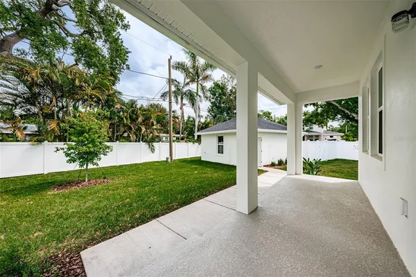 $5,500 | 1701 25th Avenue North, St. Petersburg, FL 33713