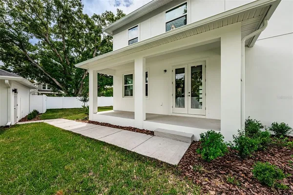 $5,500 | 1701 25th Avenue North, St. Petersburg, FL 33713