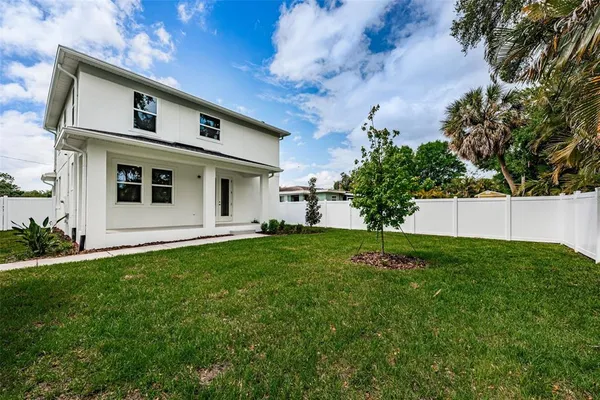 $5,500 | 1701 25th Avenue North, St. Petersburg, FL 33713