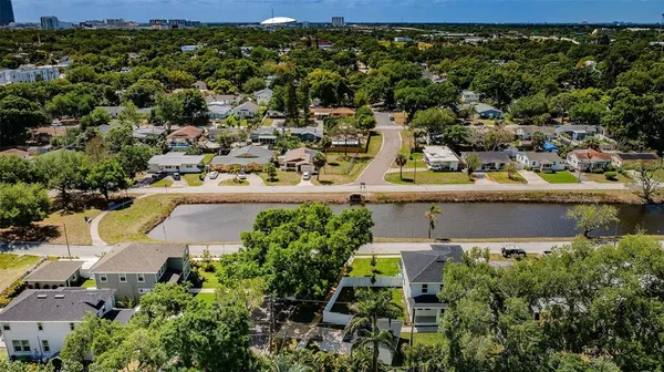$5,500 | 1701 25th Avenue North, St. Petersburg, FL 33713