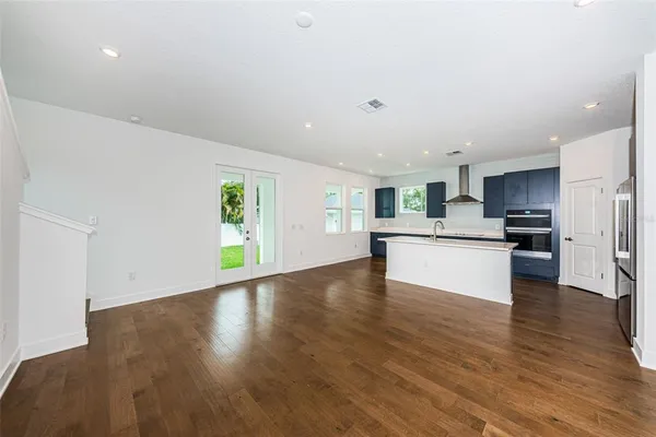 $5,500 | 1701 25th Avenue North, St. Petersburg, FL 33713