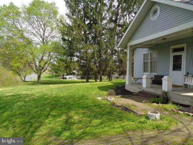 415 Greason Road Carlisle, PA 17015 - Photo 10 of 94 Gallery Image 10