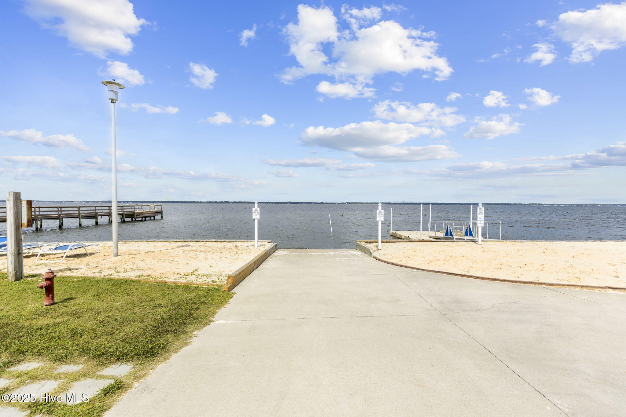 1550 Salter Path Road, Unit 704 Indian Beach, NC 28512 - Photo 5 of 63 45-web-or-mls-_S3A9603