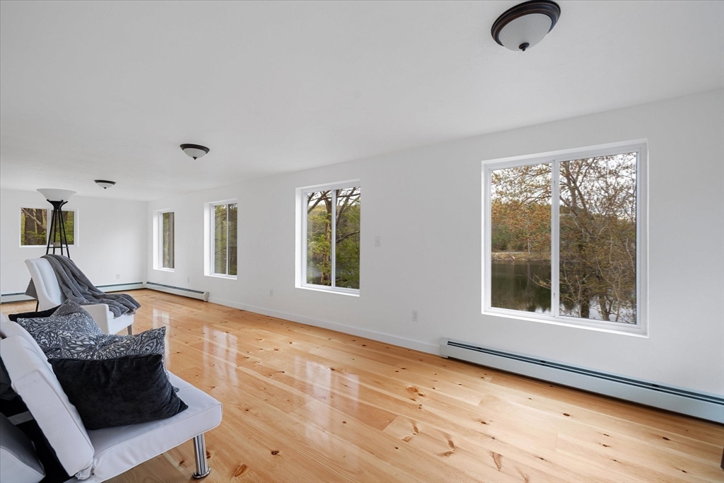 51 Howarth Road Oxford, MA 01540 - Photo 8 of 40 Gallery Image 8