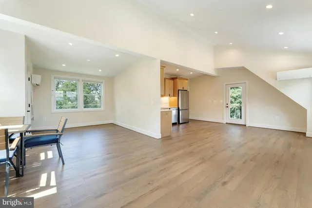 $1,699,999 | 16555 Old Waterford Road, Paeonian Springs, VA 20129