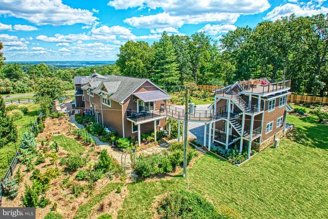 $1,699,999 | 16555 Old Waterford Road, Paeonian Springs, VA 20129