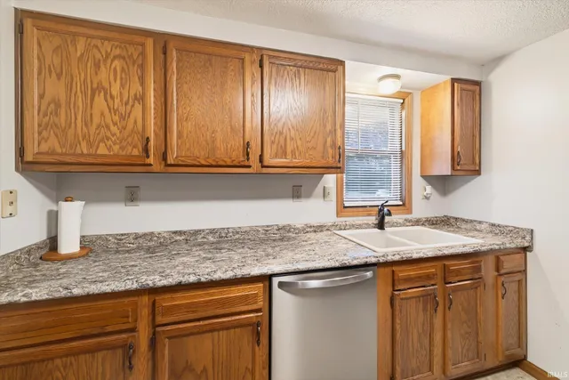 $325,000 | 4496 Blue Springs Drive, Spencer, IN 47460