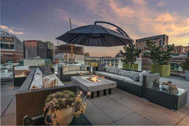 $2,925,000 | 346 Congress Street, Unit PH3, Boston, MA 02210