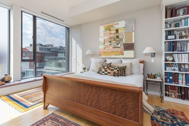 $2,925,000 | 346 Congress Street, Unit PH3, Boston, MA 02210