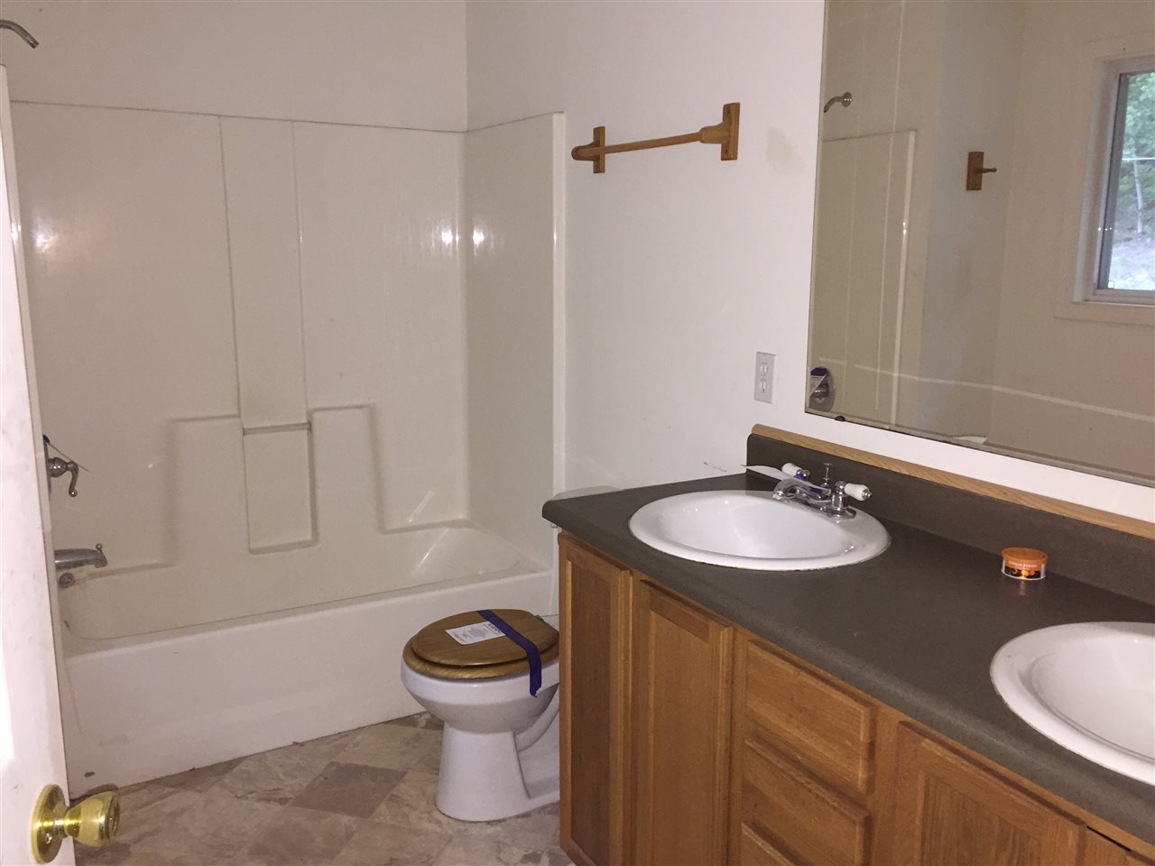 2745 Hoosier Valley Road Traverse City, MI 49685 - Photo 17 of 23 1820128-16.JPG