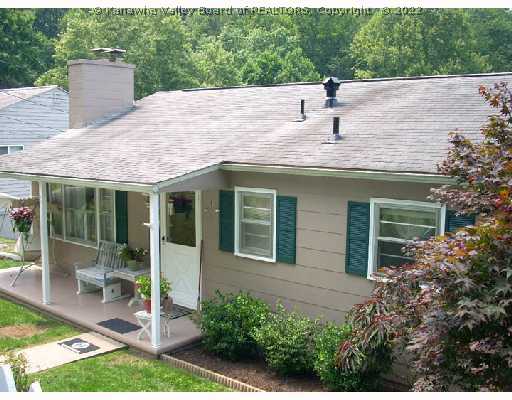 1205 Carney Road Charleston, WV 25314 - Photo 1 of 13 Exterior Front.