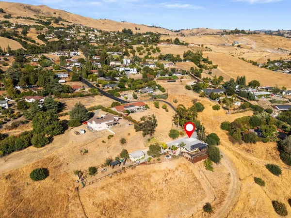 $2,399,000 | 14990 Garcal Drive, San Jose, CA 95127