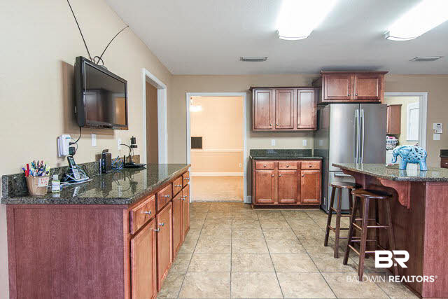 27606 Rileywood Drive Daphne, AL 36526 - Photo 15 of 30 Kitchen