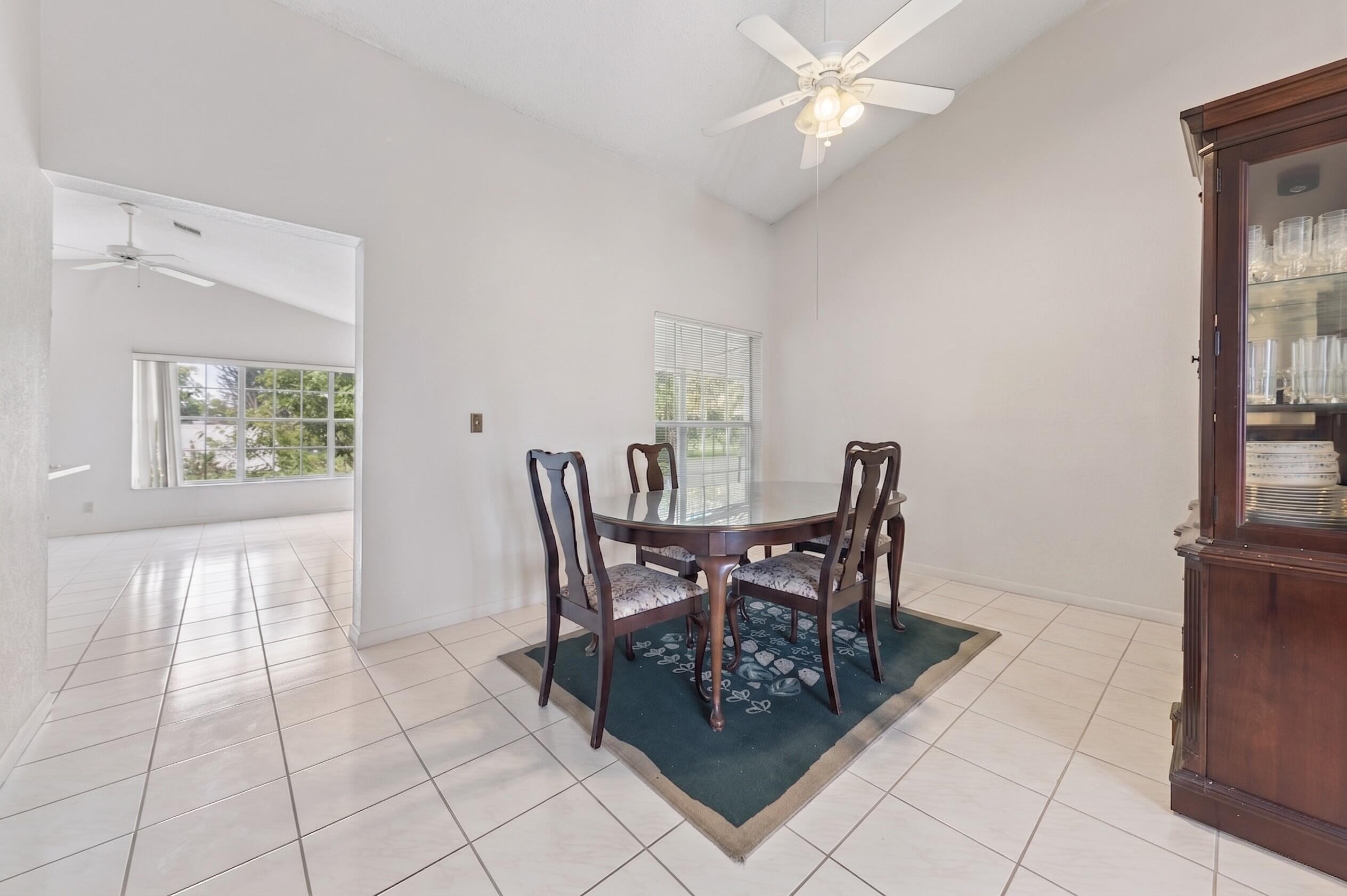 22564 Middletown Drive Boca Raton, FL 33428 - Photo 3 of 15 Formal Dining Room