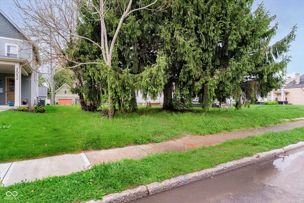 $222,500 | 2056 Central Avenue, Indianapolis, IN 46202