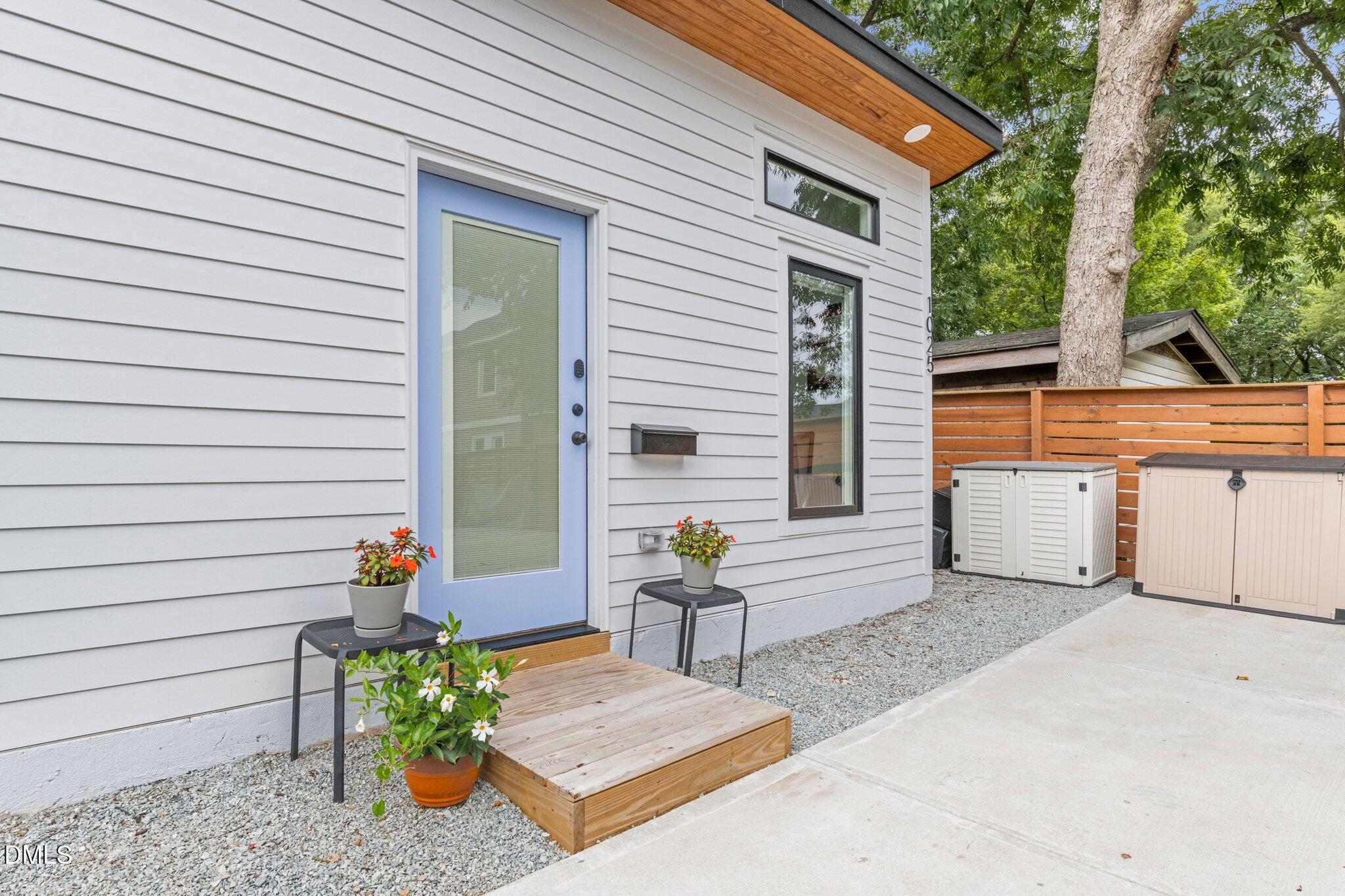 1023 Holmes Street Raleigh, NC 27601 - Photo 24 of 41 an outdoor view of garden with patio