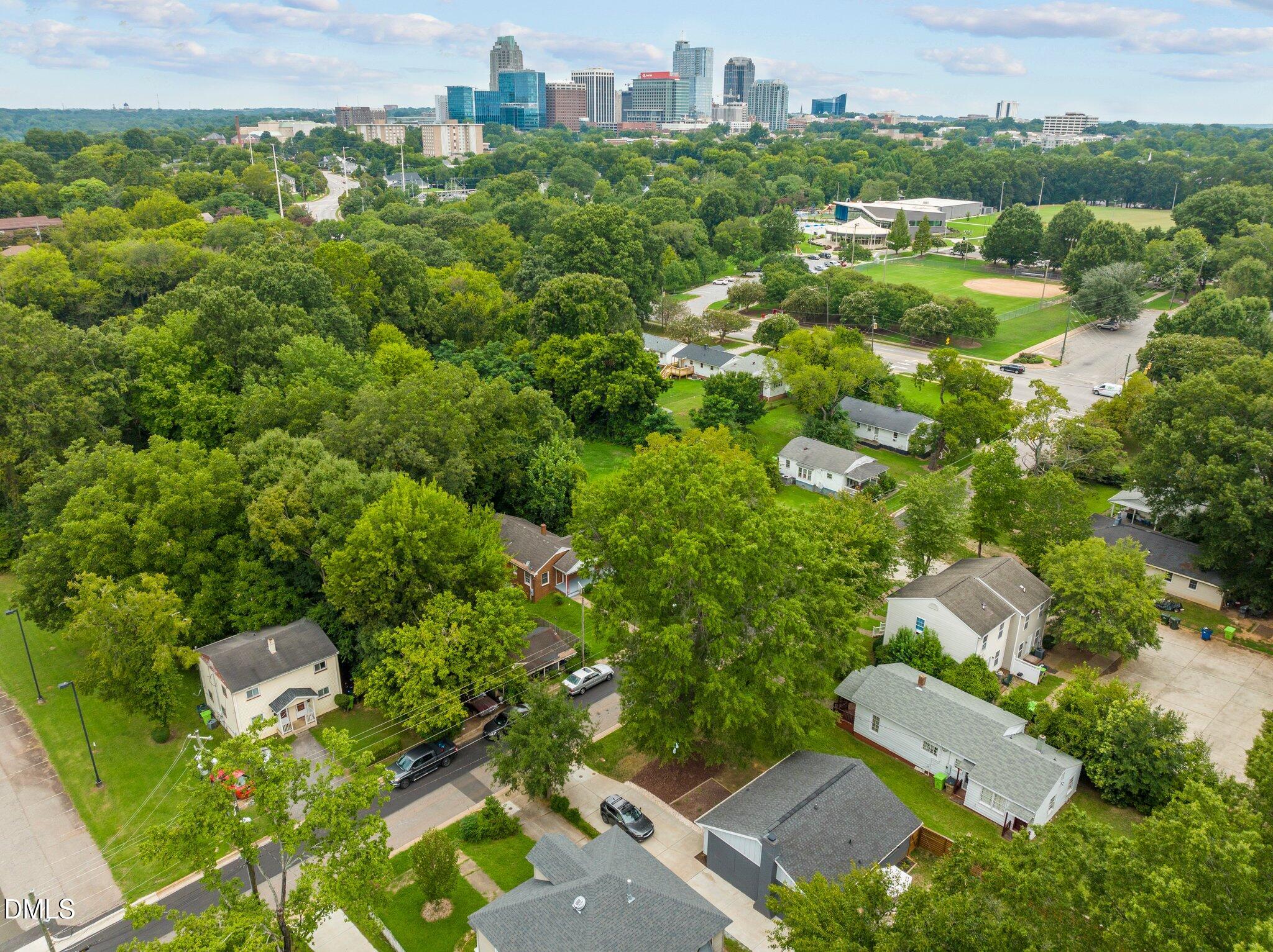 1023 Holmes Street Raleigh, NC 27601 - Photo 40 of 41 an aerial view of multiple house