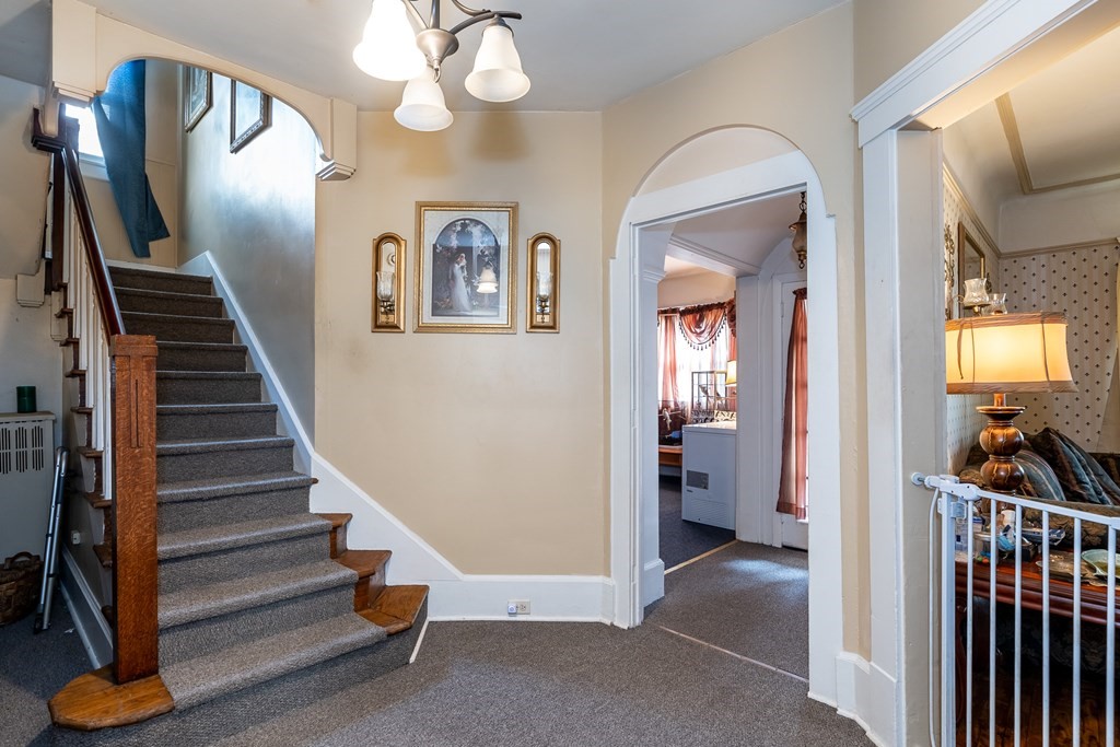 118 Pasco Road Springfield, MA 01151 - Photo 9 of 35
