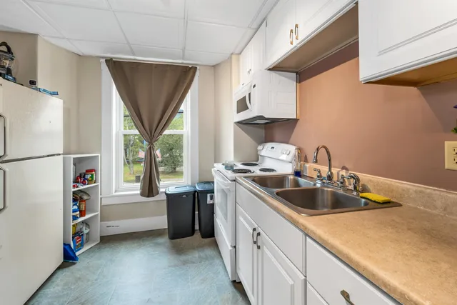 $324,900 | 112-114 Main Street, Colebrook, NH 03576