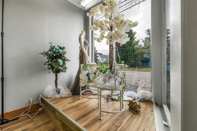 $324,900 | 112-114 Main Street, Colebrook, NH 03576