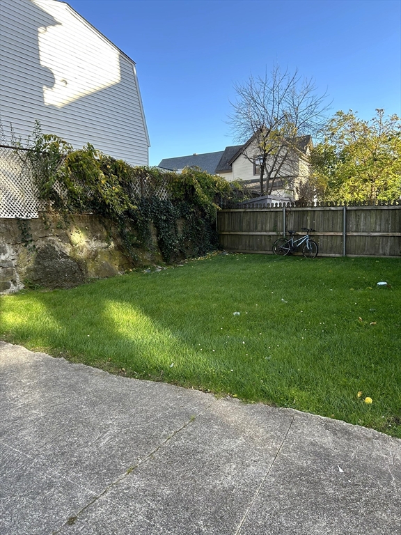 62 Pitman Street, Unit 2R Fall River, MA 02723 - Photo 3 of 11