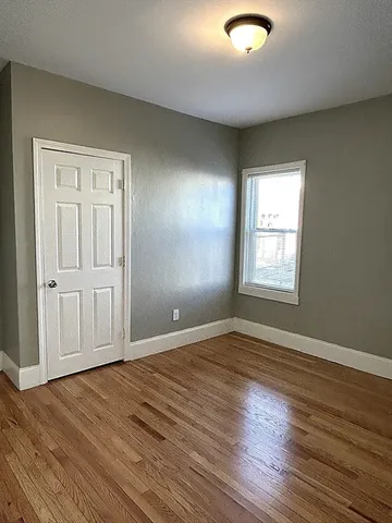 $1,500 | 62 Pitman Street, Unit 2R, Fall River, MA 02723