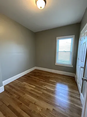 $1,500 | 62 Pitman Street, Unit 2R, Fall River, MA 02723