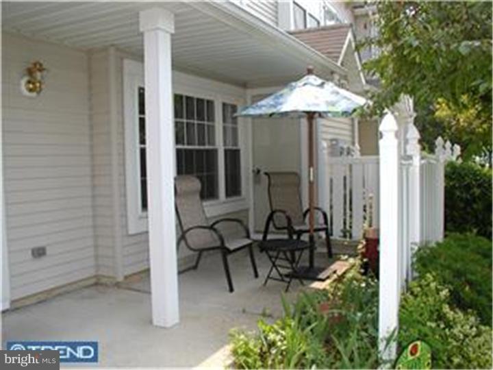 602 Wharton Road Mount Laurel, NJ 08054 - Photo 2 of 10