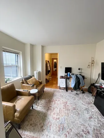 $2,575 | 68 Myrtle Street, Unit 9, Boston, MA 02114