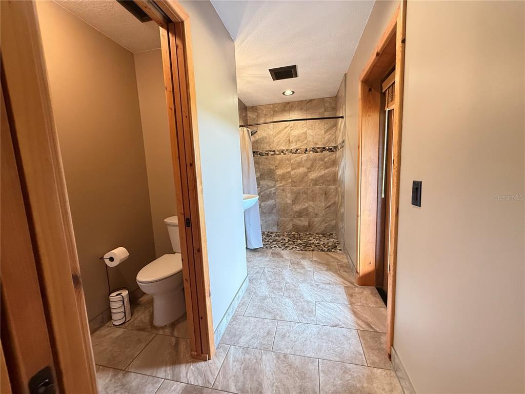 28046 Bayhead Road Dade City, FL 33523 - Photo 13 of 91 Gallery Image 13