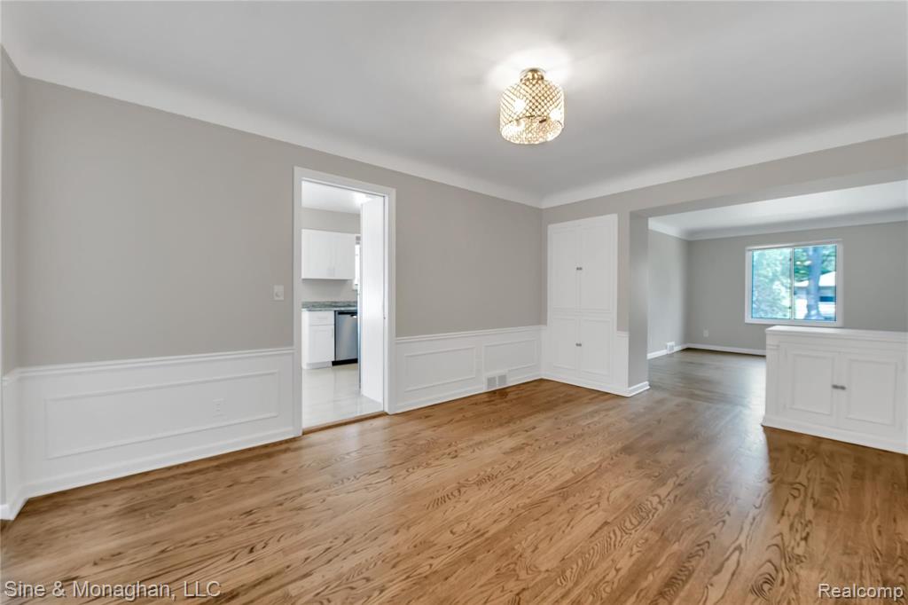 791 Harcourt Road Grosse Pointe, MI 48230 - Photo 14 of 40