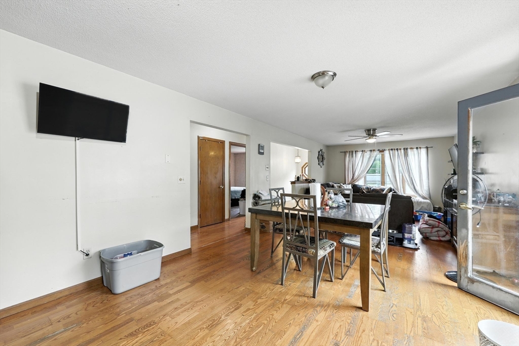 361 Parkerview Street Springfield, MA 01129 - Photo 11 of 38 Gallery Image 11
