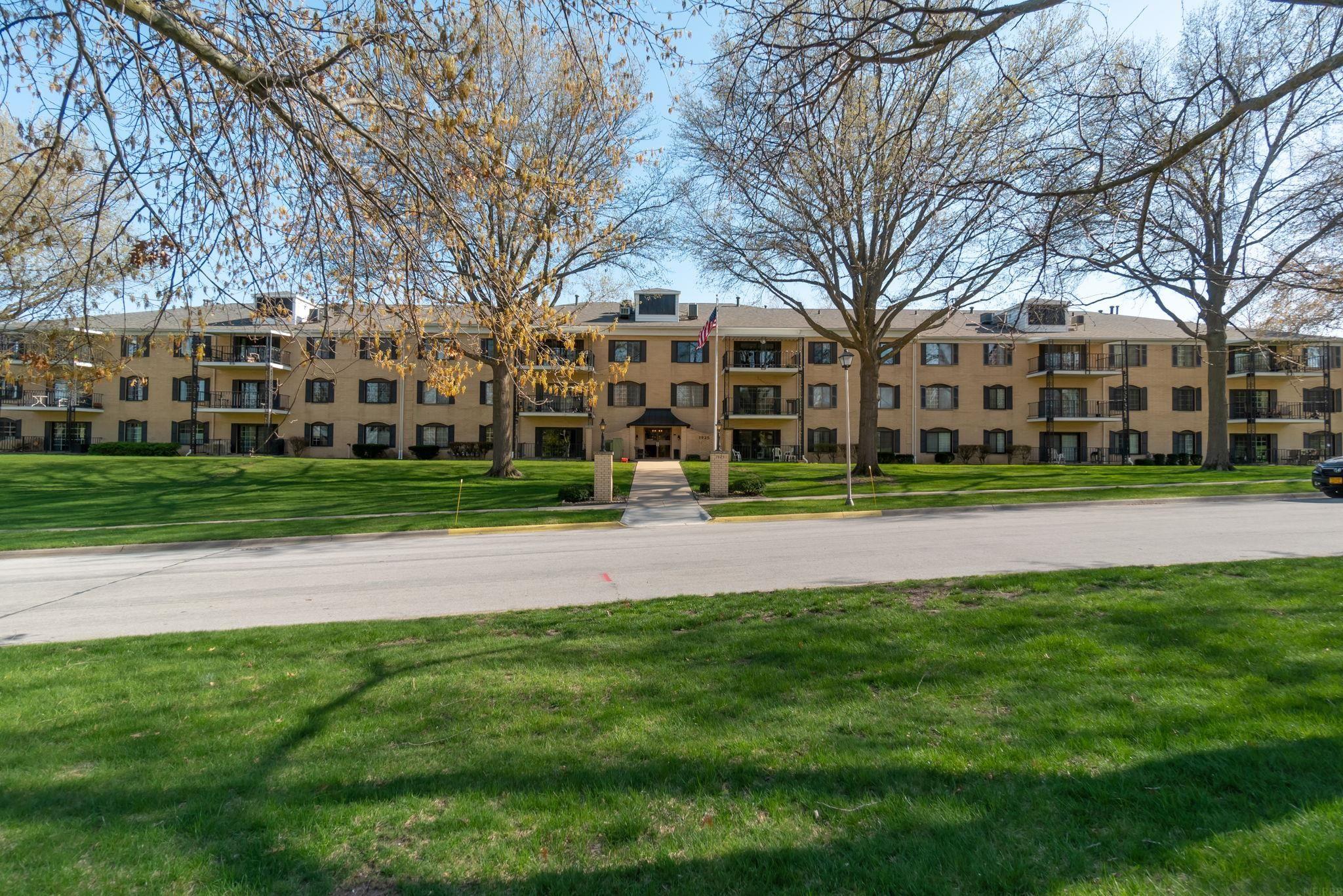 1925 Westchester Road, Unit 202 Waterloo, IA 50701 - Photo 25 of 25 Gallery Image 25