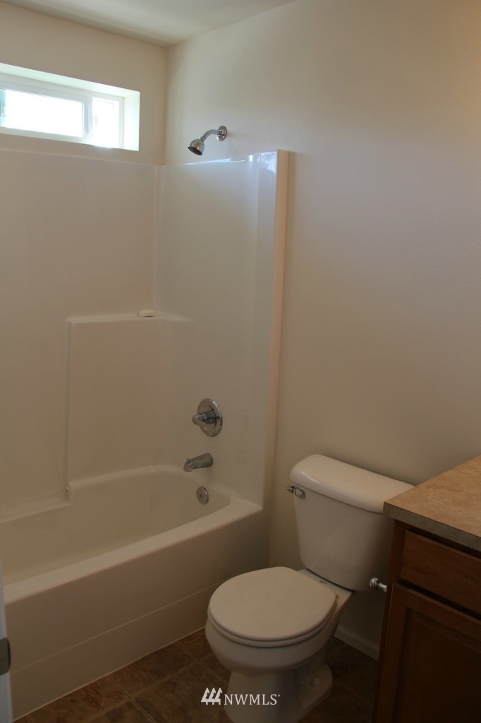 3530 160th Place Southeast Bothell, WA 98012 - Photo 11 of 14