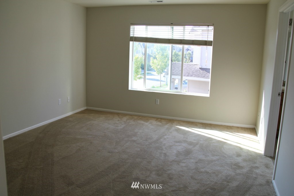 3530 160th Place Southeast Bothell, WA 98012 - Photo 8 of 14