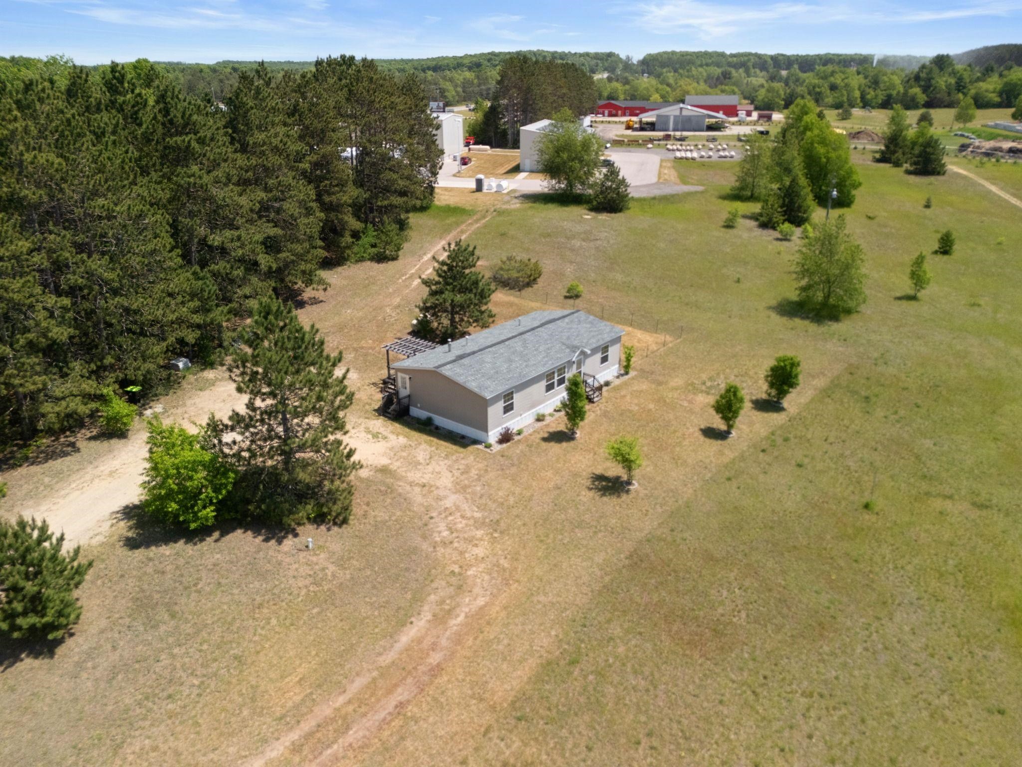 1949 North Lamb Road Interlochen, MI 49643 - Photo 25 of 27 1947184-c73dfb83-6d09-4ebe-9b45-b9bbfd6c8a56.JPG