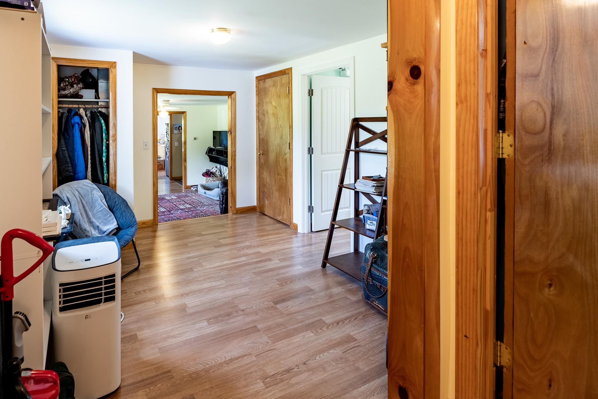 150 Pomfret Road Hartford, VT 05084 - Photo 7 of 22 Gallery Image 7