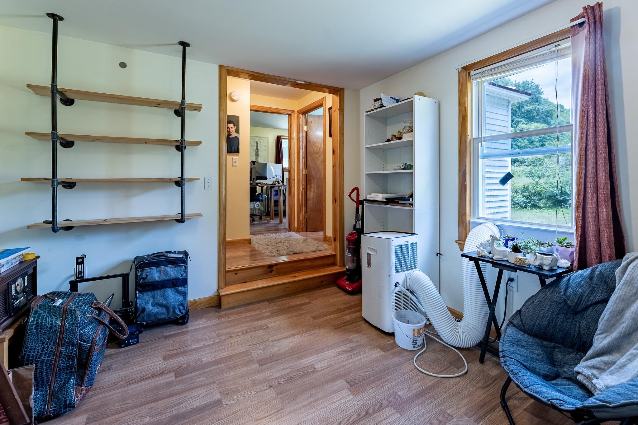 150 Pomfret Road Hartford, VT 05084 - Photo 8 of 22 Gallery Image 8