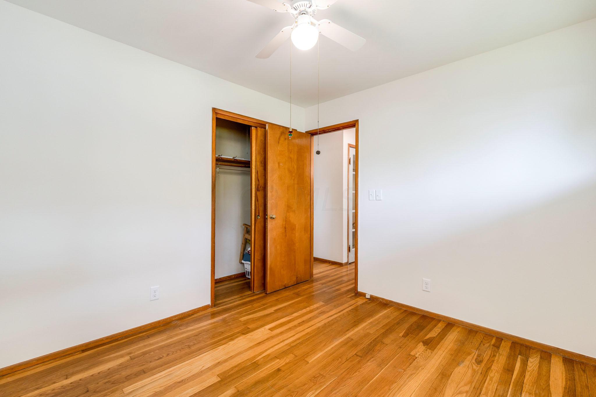 1917 Fishinger Road Columbus, OH 43221 - Photo 22 of 36