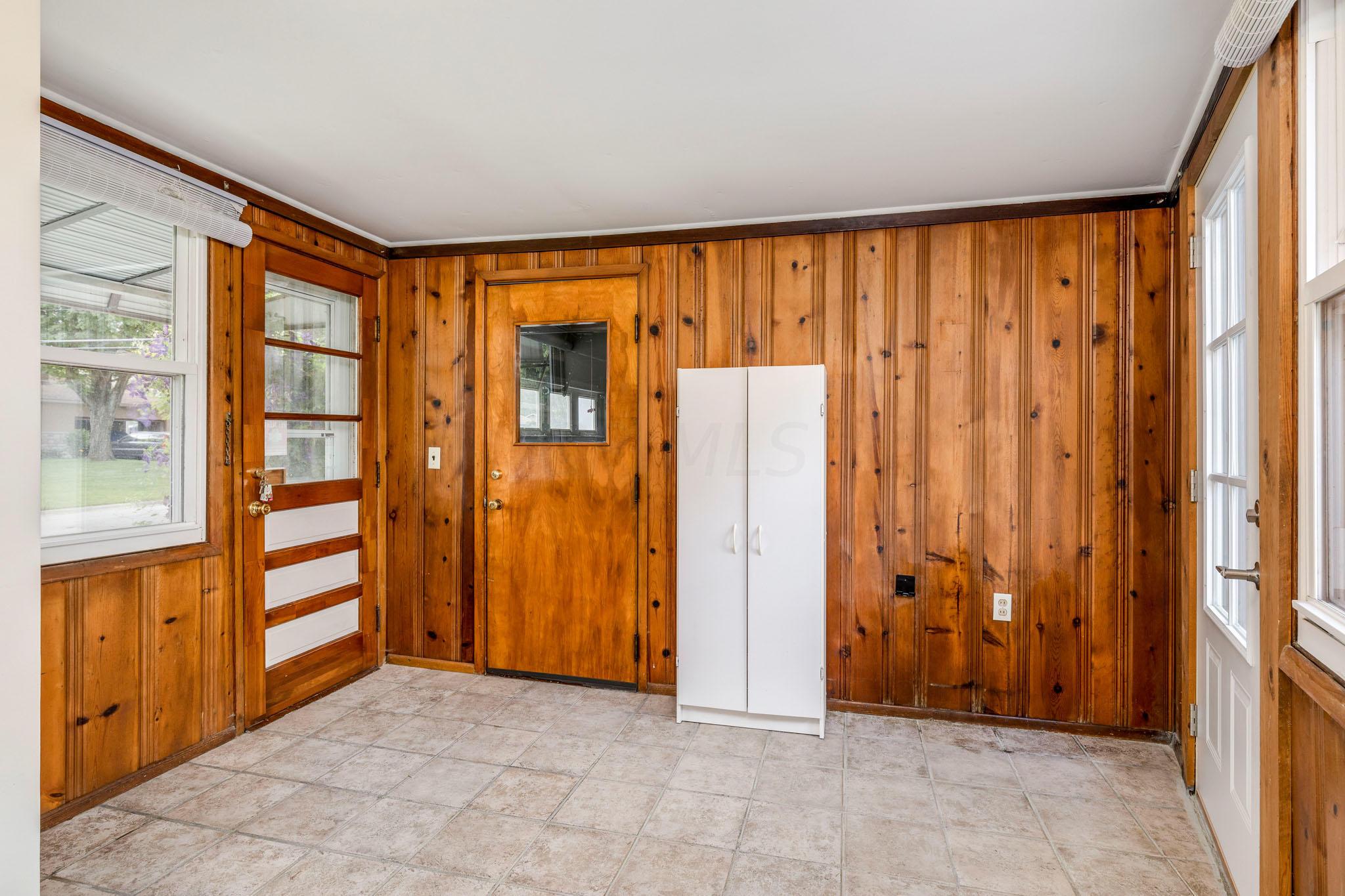 1917 Fishinger Road Columbus, OH 43221 - Photo 24 of 36
