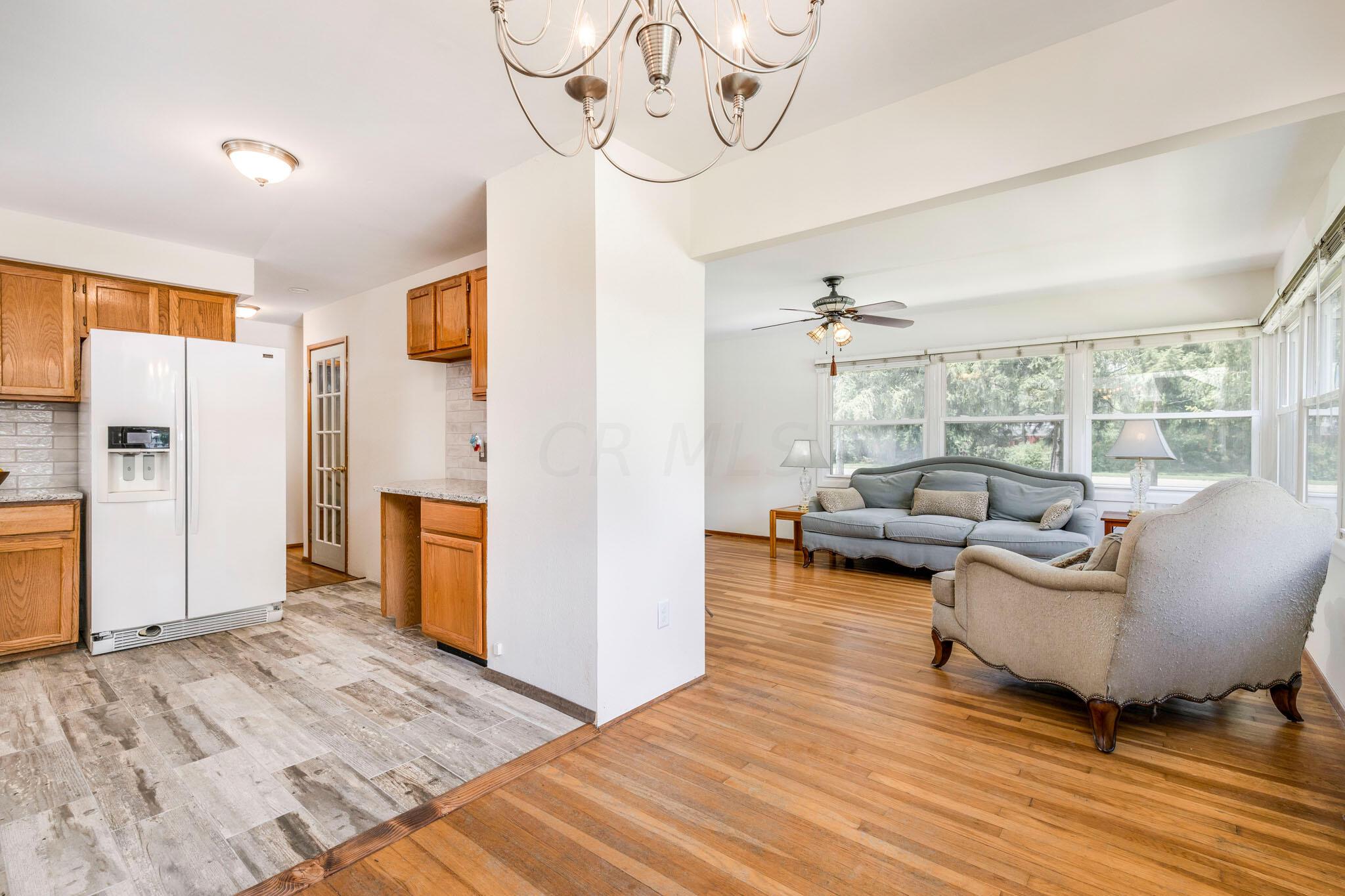 1917 Fishinger Road Columbus, OH 43221 - Photo 5 of 36