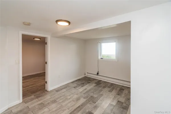 $2,400 | 1258 North Avenue, Unit 2, Beacon, NY 12508