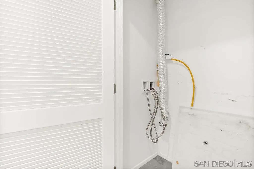 347 Sweet Place Fallbrook, CA 92028 - Photo 12 of 33 a bathroom with a shower