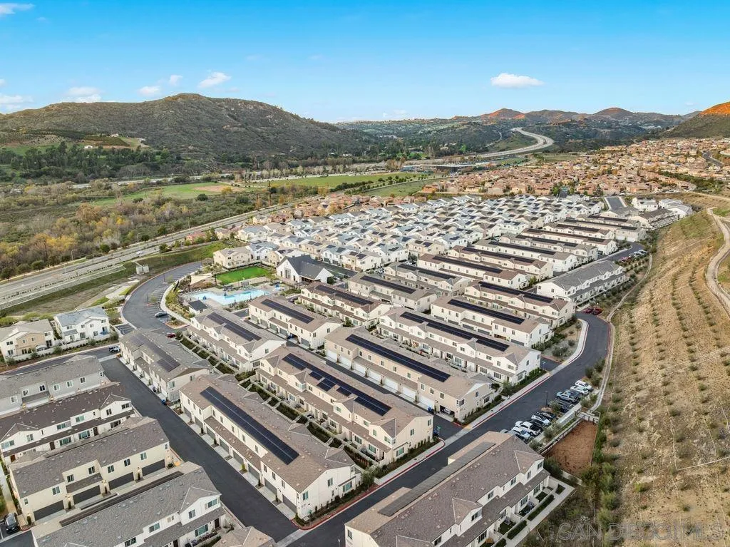 347 Sweet Place Fallbrook, CA 92028 - Photo 4 of 33 a view of a city