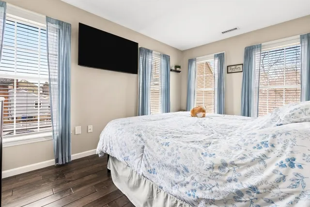 $3,200 | 98 Poplar Street, Unit 2, Danvers, MA 01923