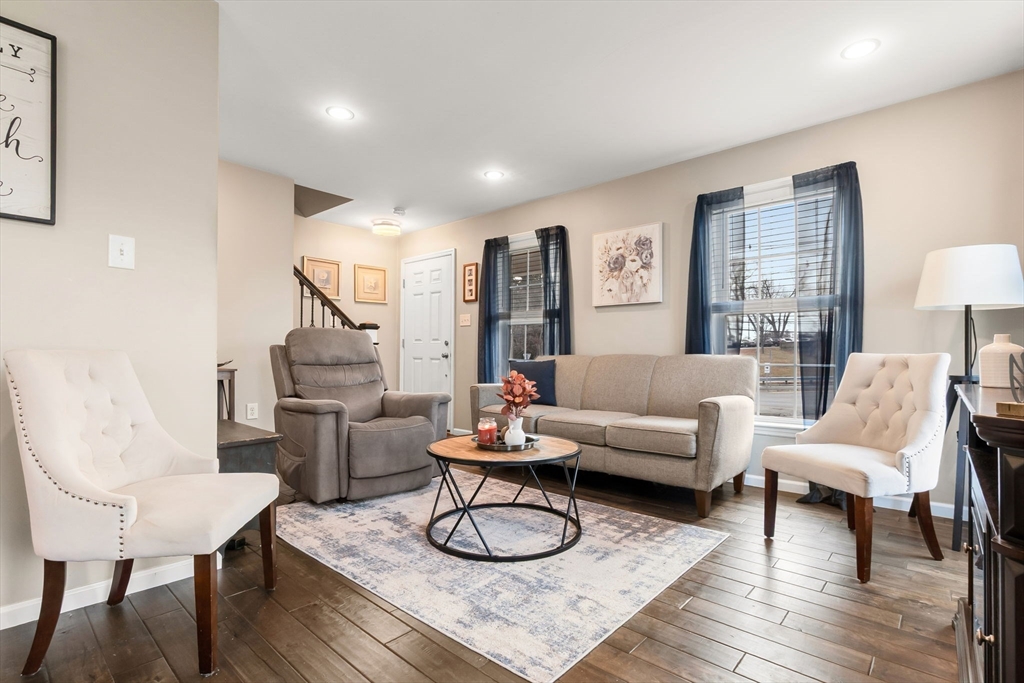 98 Poplar Street, Unit 2 Danvers, MA 01923 - Photo 4 of 30