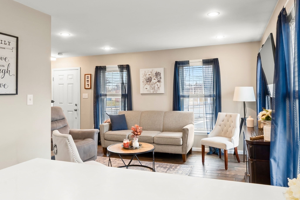 98 Poplar Street, Unit 2 Danvers, MA 01923 - Photo 10 of 30