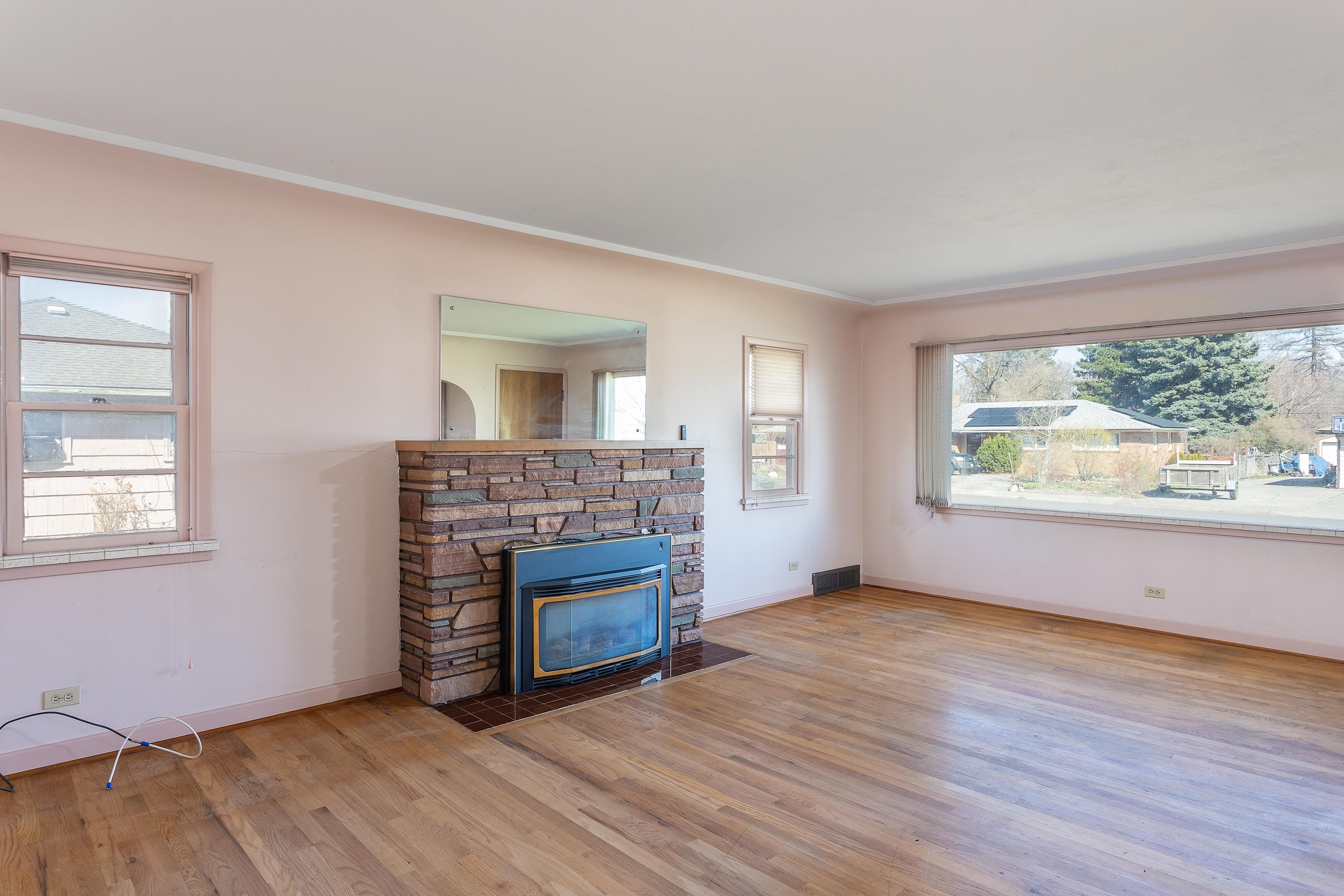 2205 North Dora Road Spokane Valley, WA 99212 - Photo 3 of 29