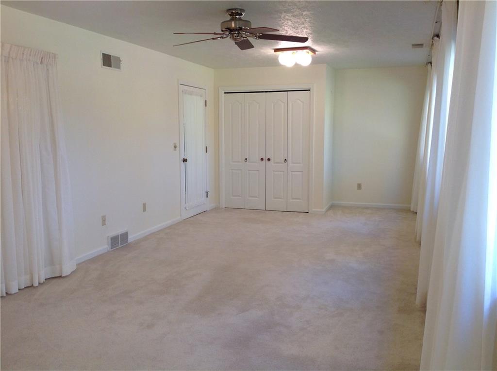 182-54 Windsor Ridge New Castle, PA 16105 - Photo 17 of 25 Gallery Image 17